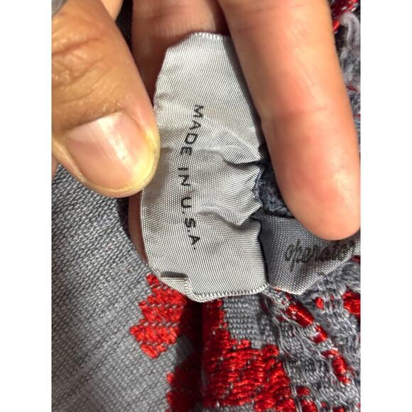 VTG Sears Tapestry Fringe Heavyweight Bedspread USA Made Red Gray 75"x71" - Picture 11 of 15